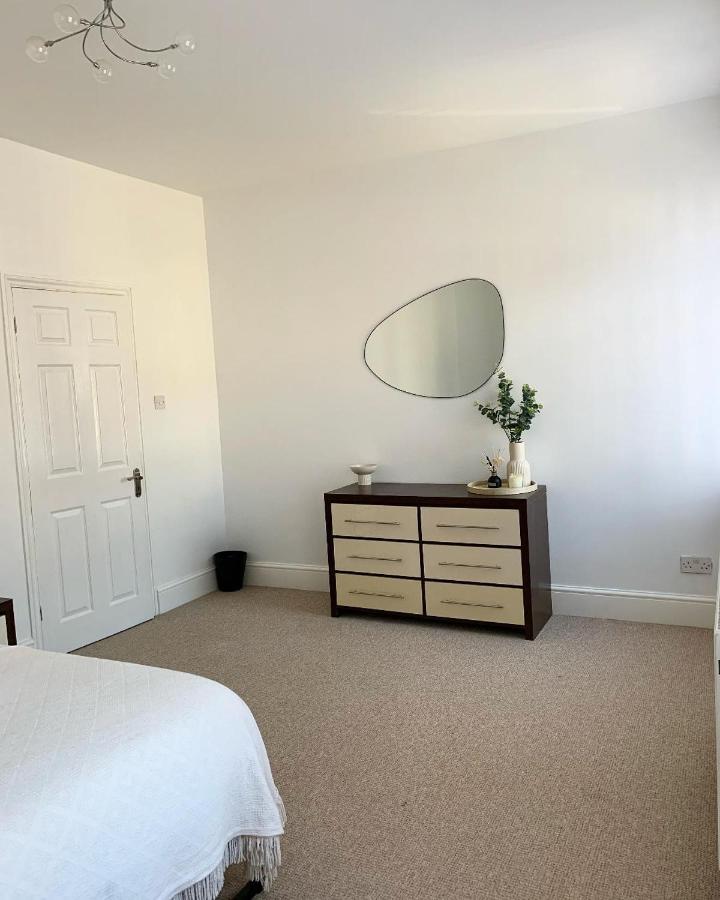 Cardiff Home Extérieur photo