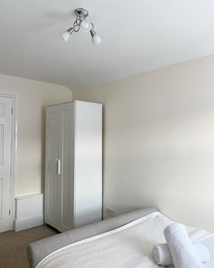 Cardiff Home Extérieur photo