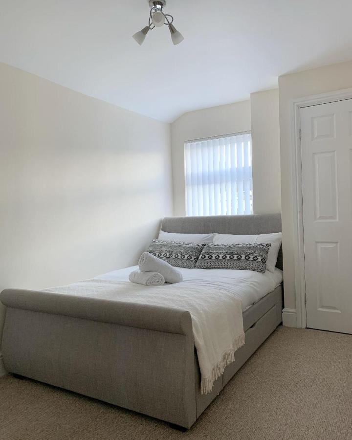 Cardiff Home Extérieur photo