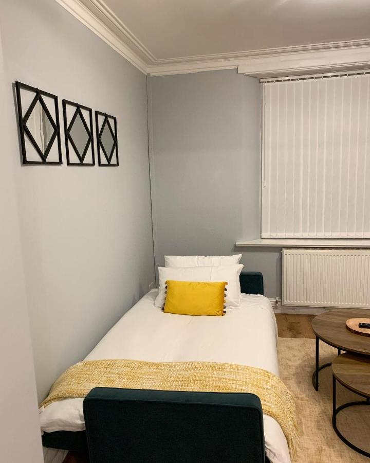 Cardiff Home Extérieur photo